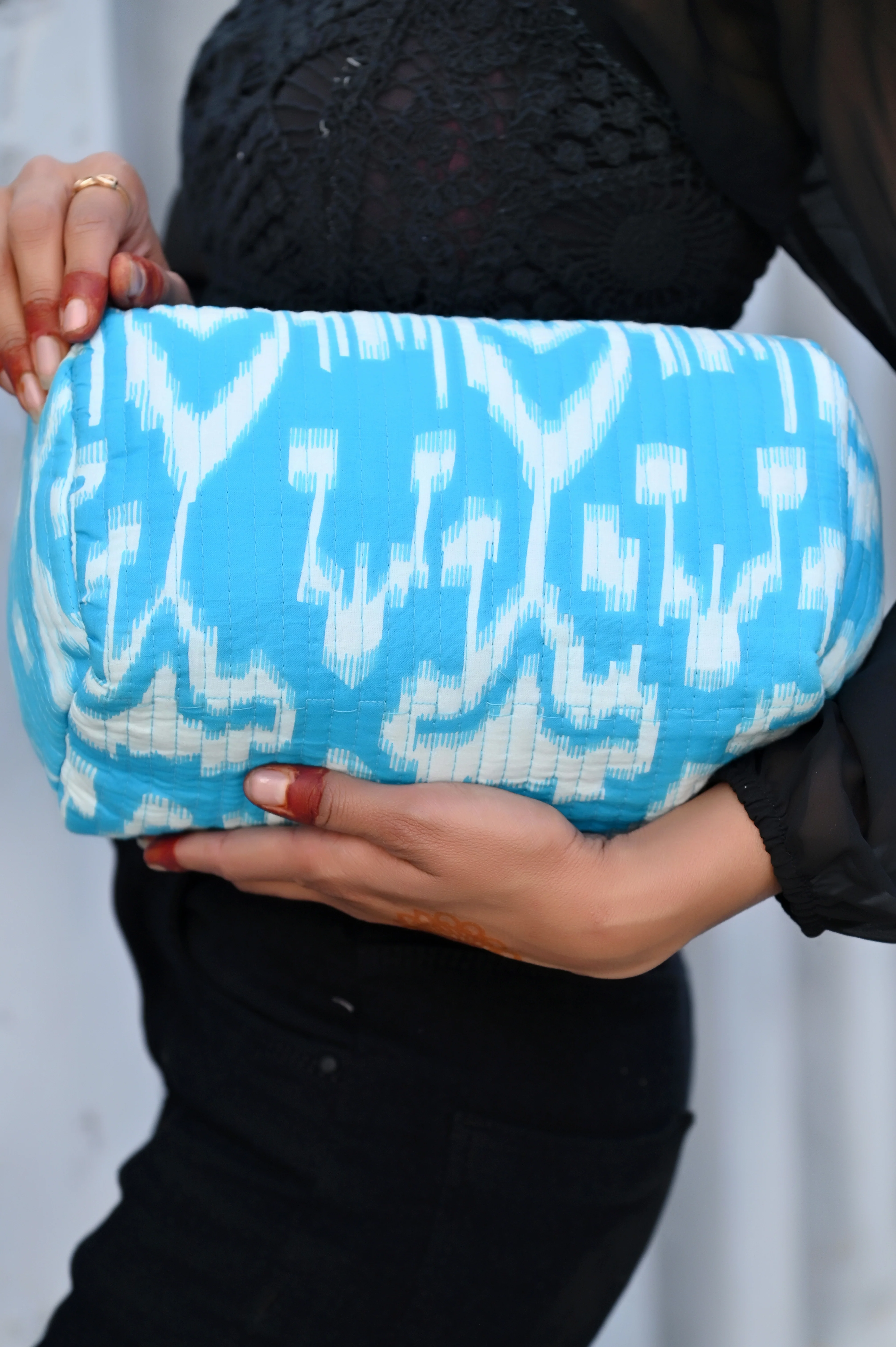 The Ikat Cotton Travel Set - Image 52