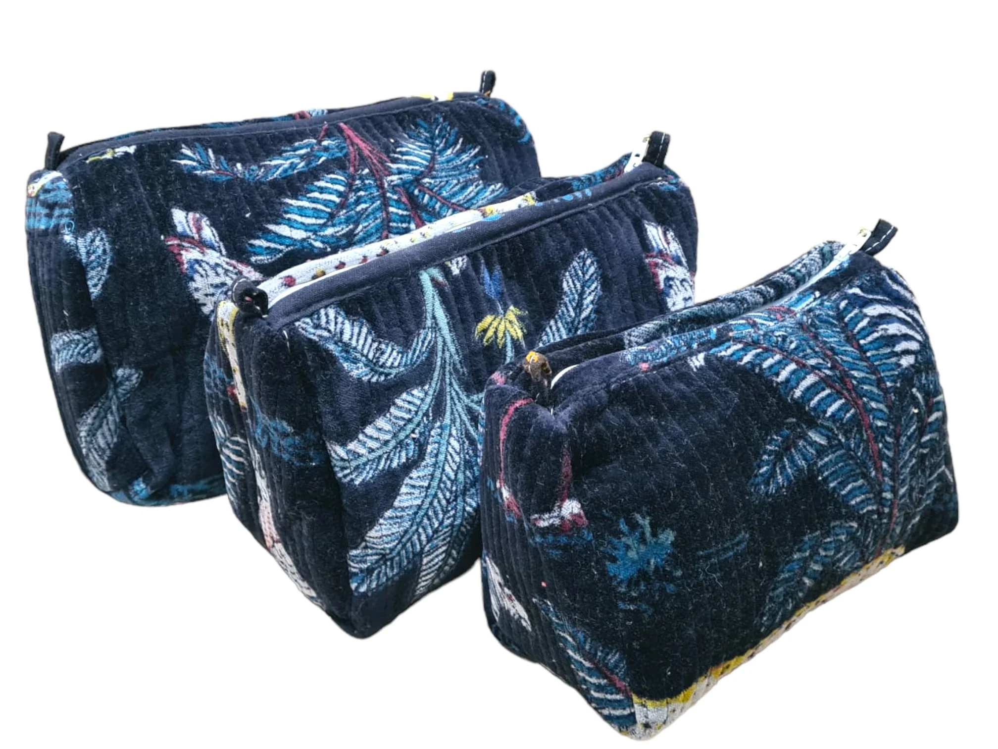 The Jungle Velvet 3 Piece Travel Set - Image 16