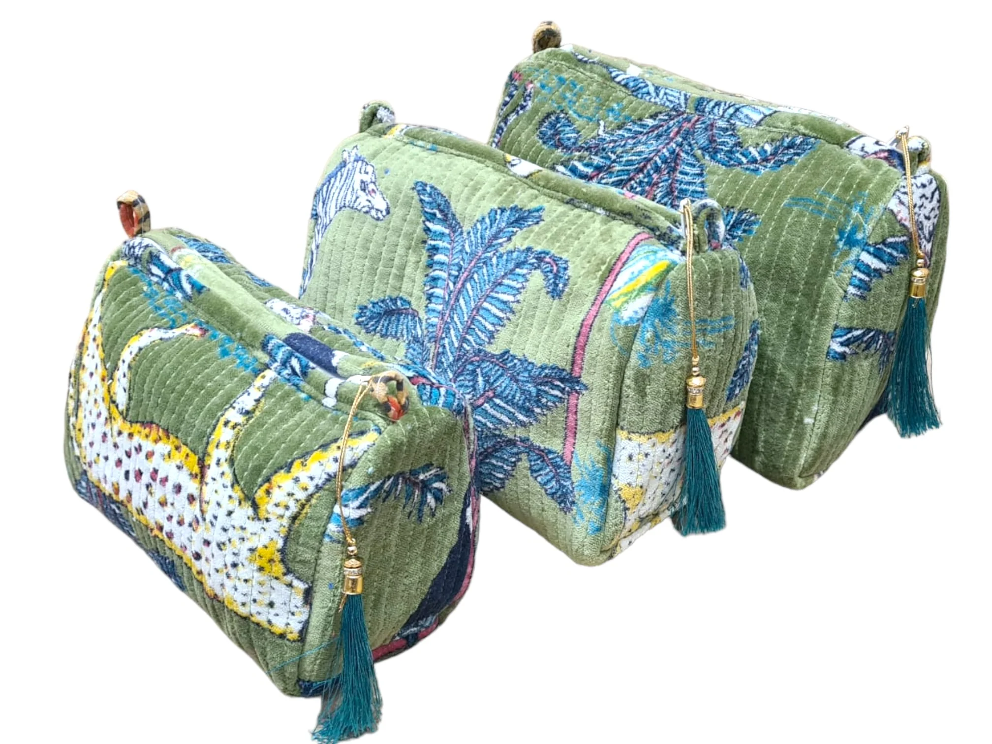 The Jungle Velvet 3 Piece Travel Set - Image 21