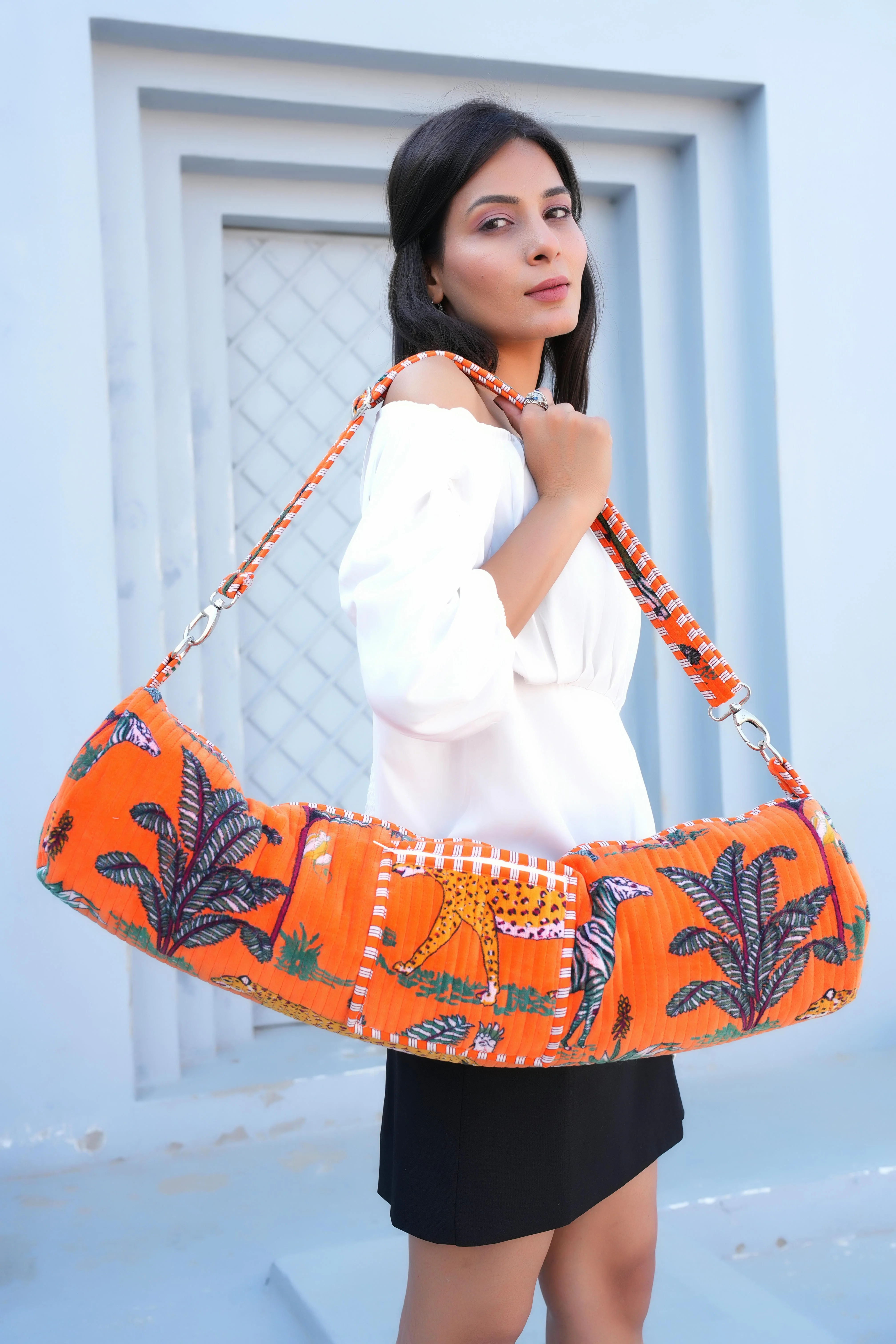 The Jungle Velvet Yoga Bag - Image 24