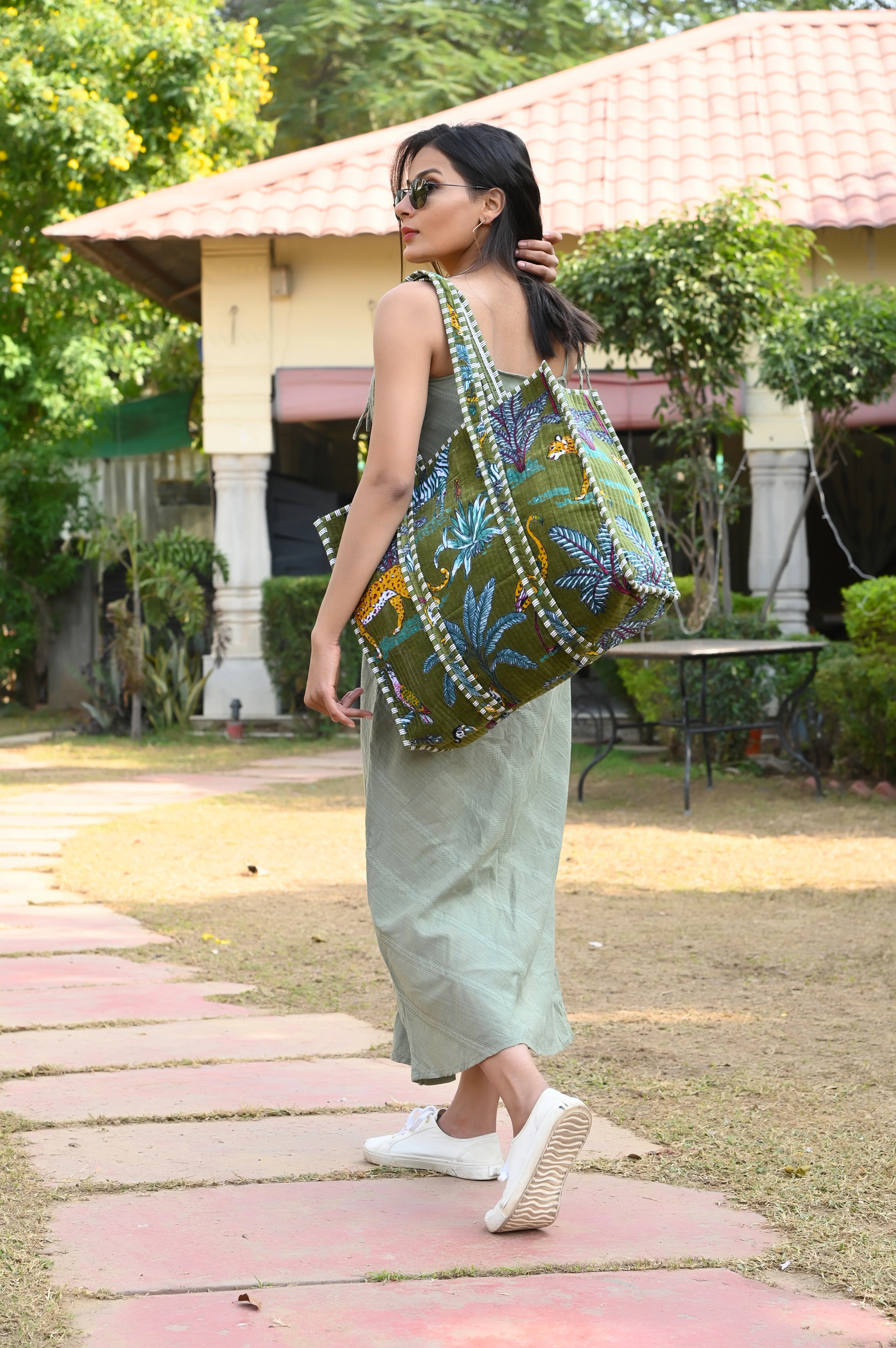 The Jungle Tote in Velvet - Image 174