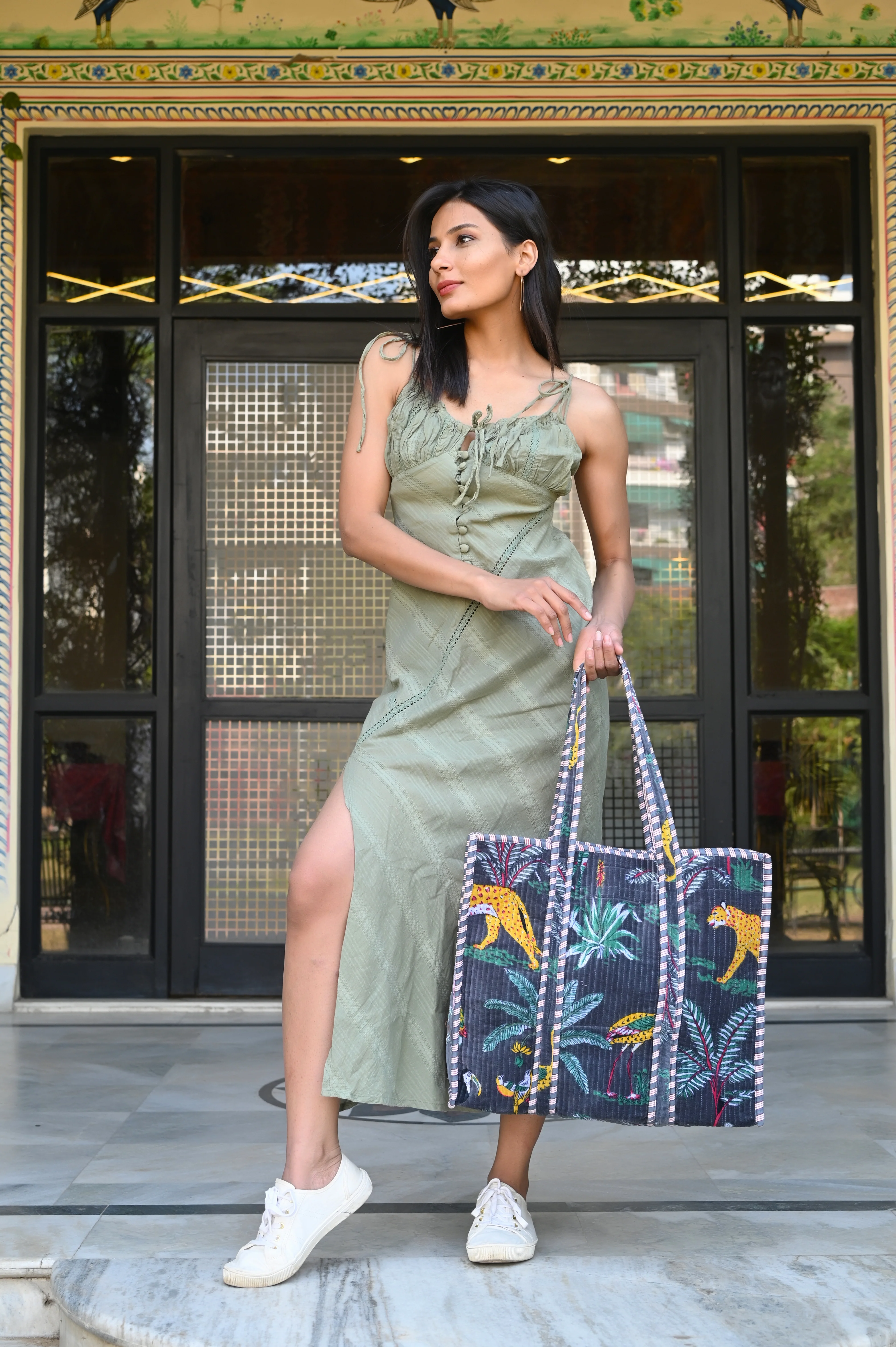 The Jungle Tote in Velvet - Image 220