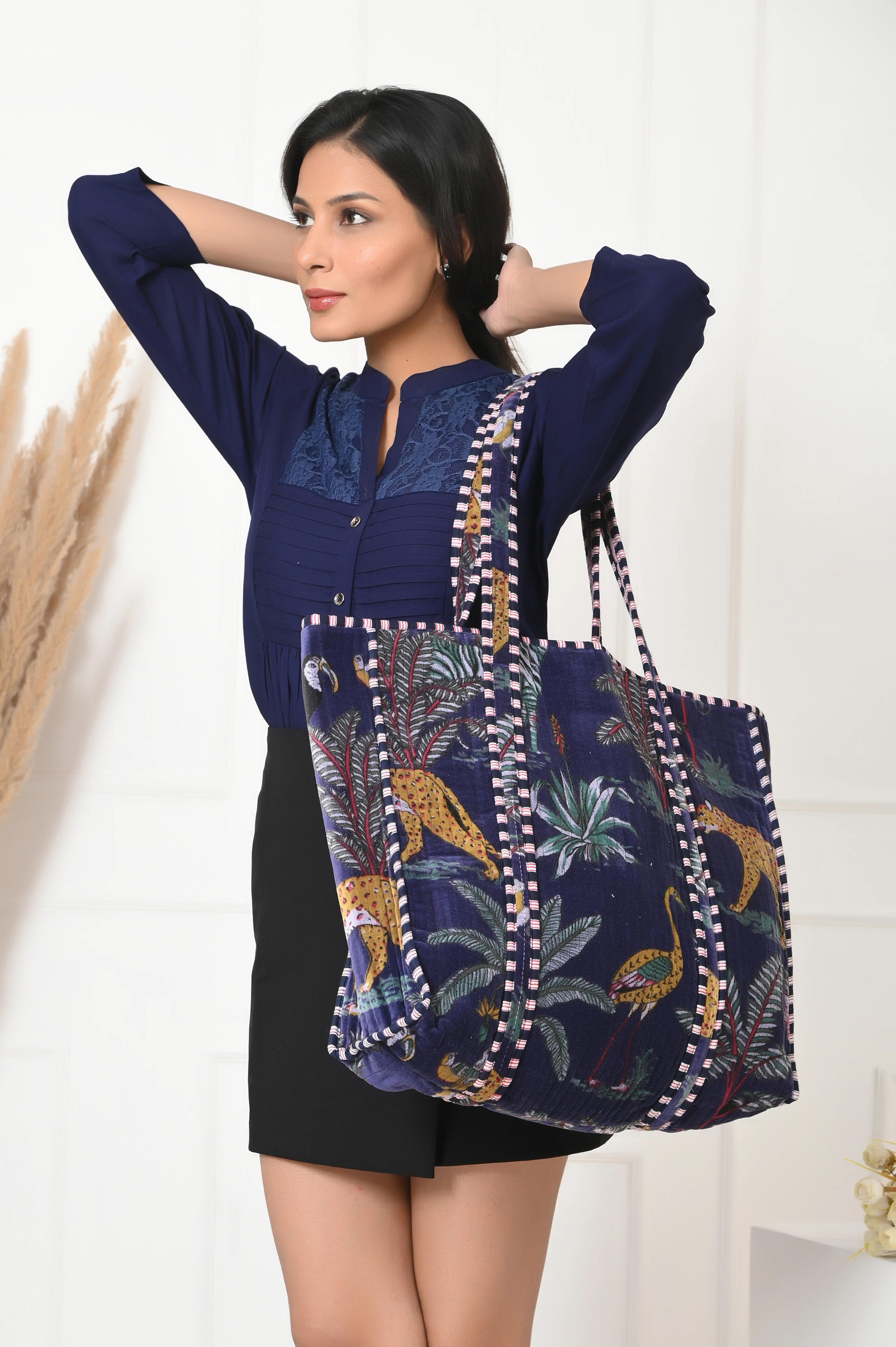 The Jungle Tote in Velvet - Image 31