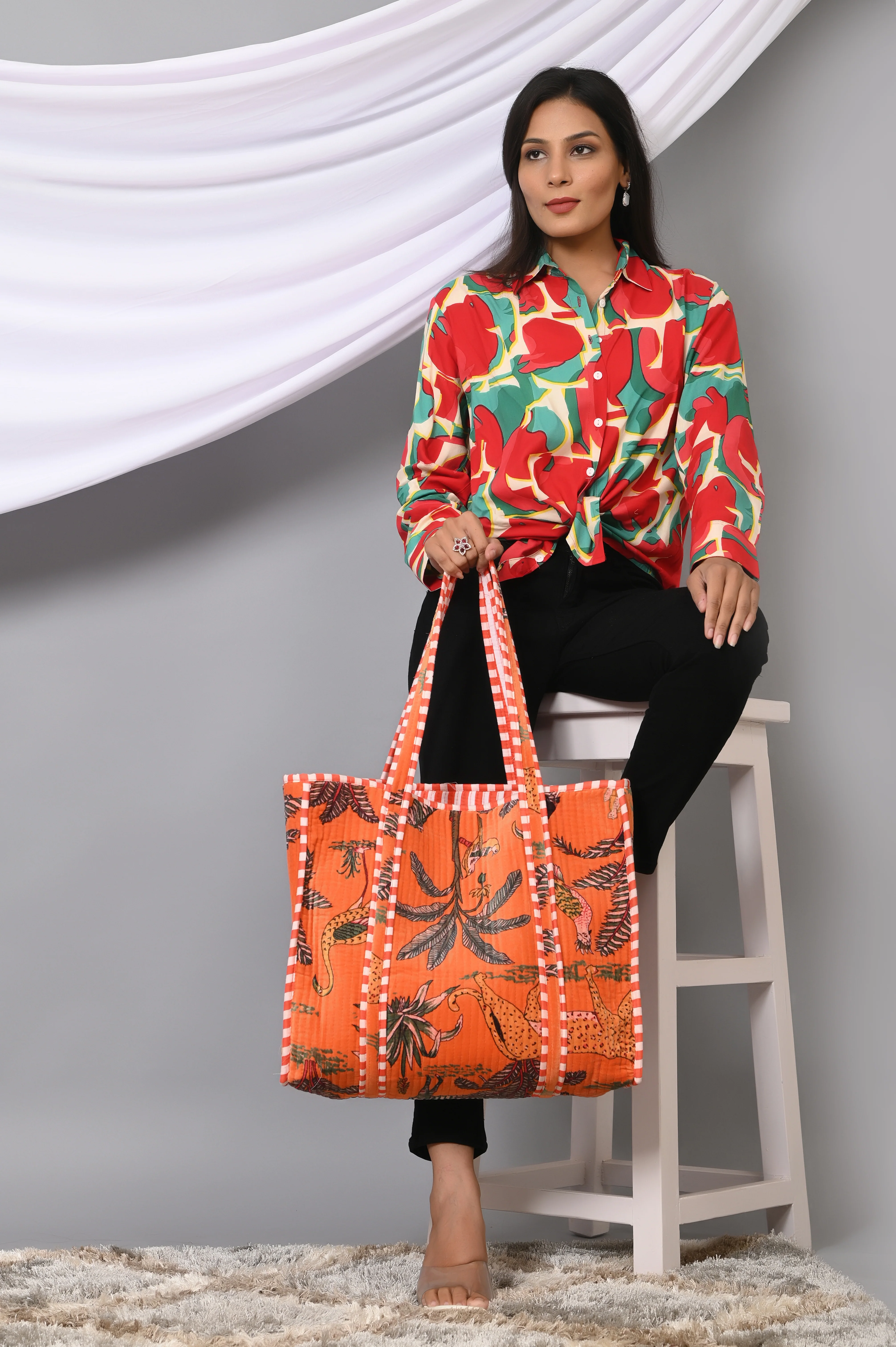 The Jungle Tote in Velvet - Image 35