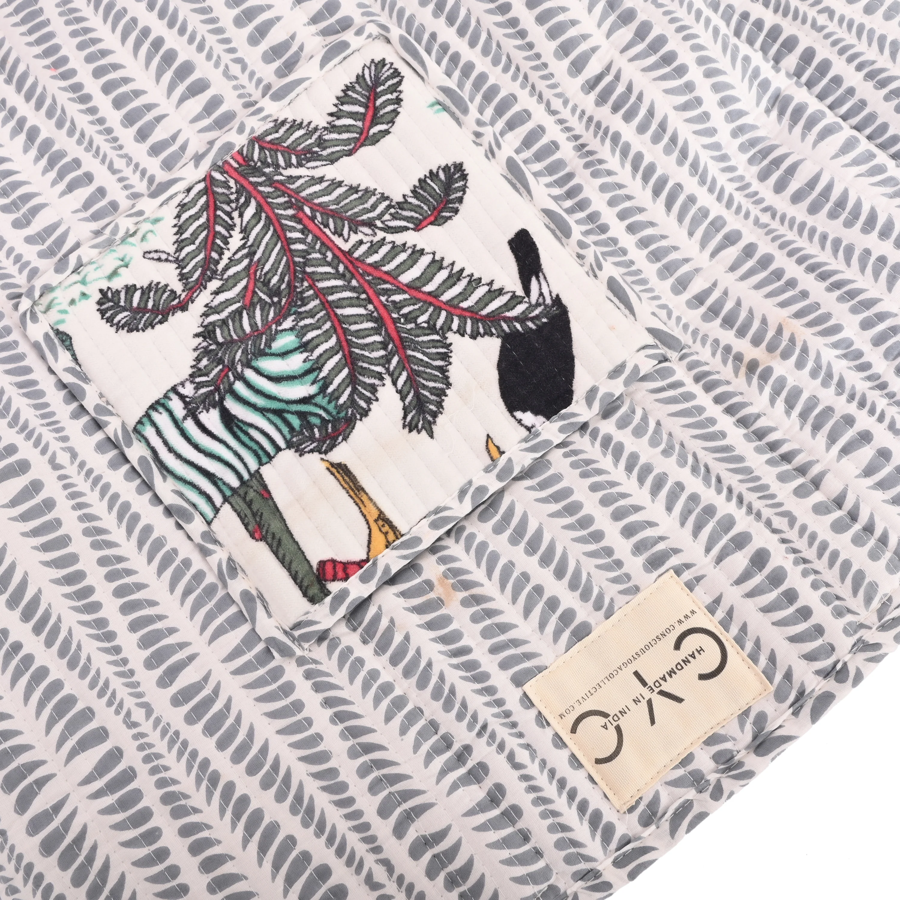 The Jungle Tote in Velvet - Image 91