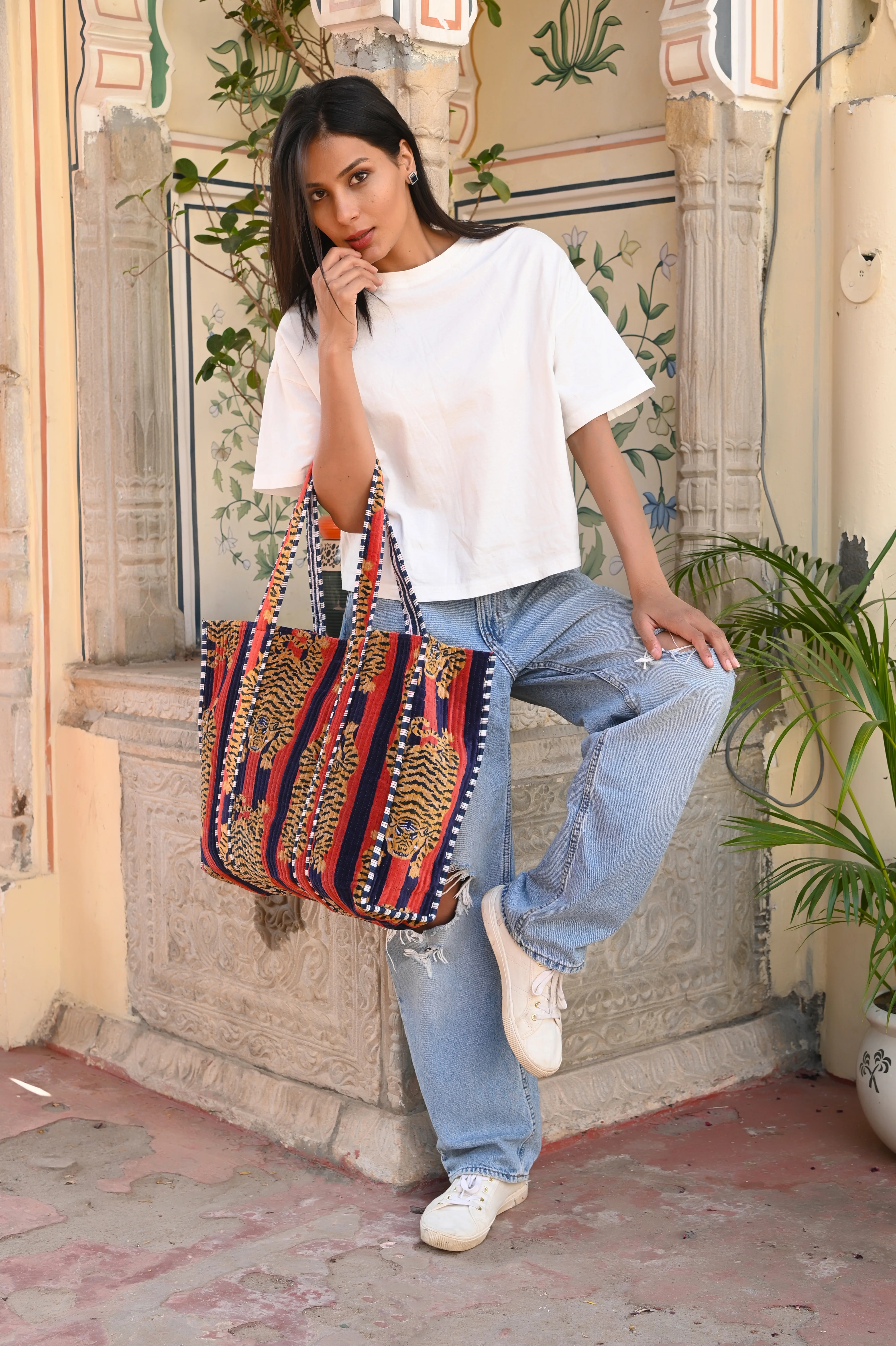 The Tibetan Tiger Tote in Velvet - Image 57